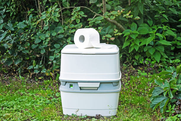 Best Porta potty delivery and setup  in Owingsville, KY
